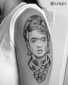 tatuaje-brazo-frida-kahlo-logia-barcelona-pablo-sequeira 